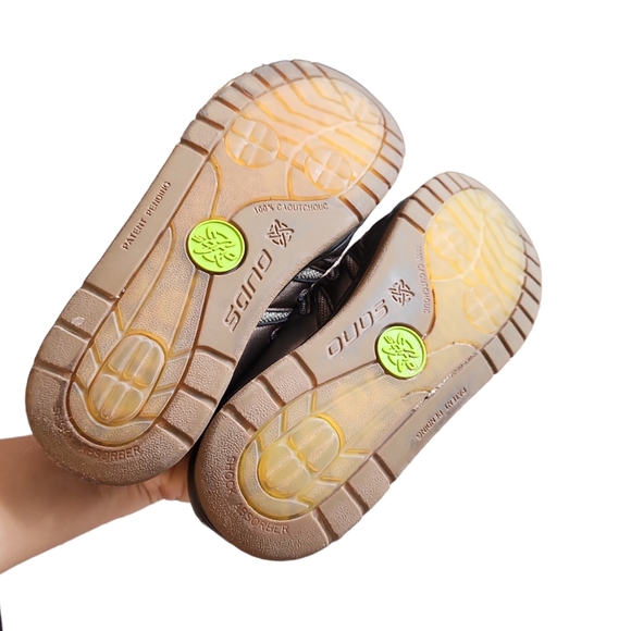 SoNo sneaker size 8 - Picture 2 of 8